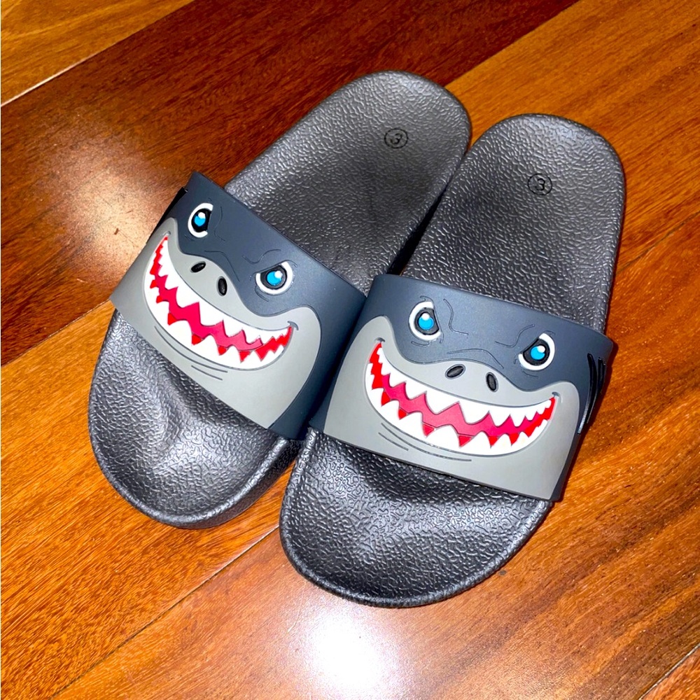Boy’s sandals